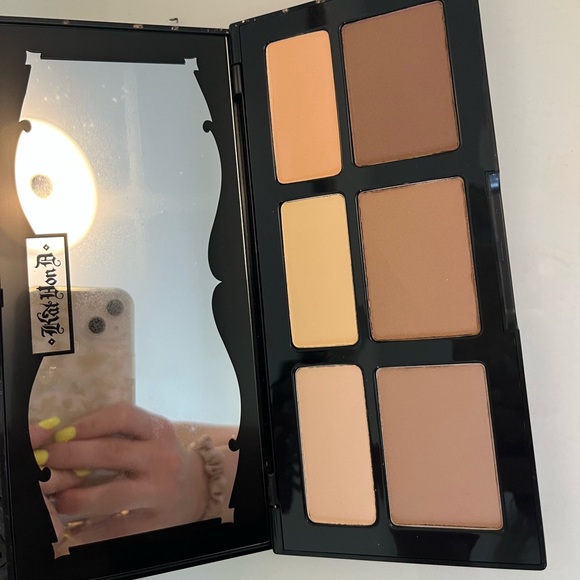Kat Von D contour palate - Picture 1 of 5